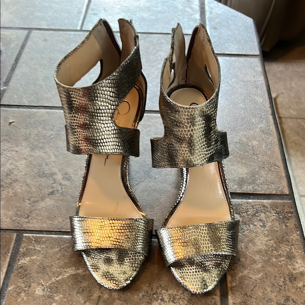 Jessica Simpson Silver Snakeskin Heels